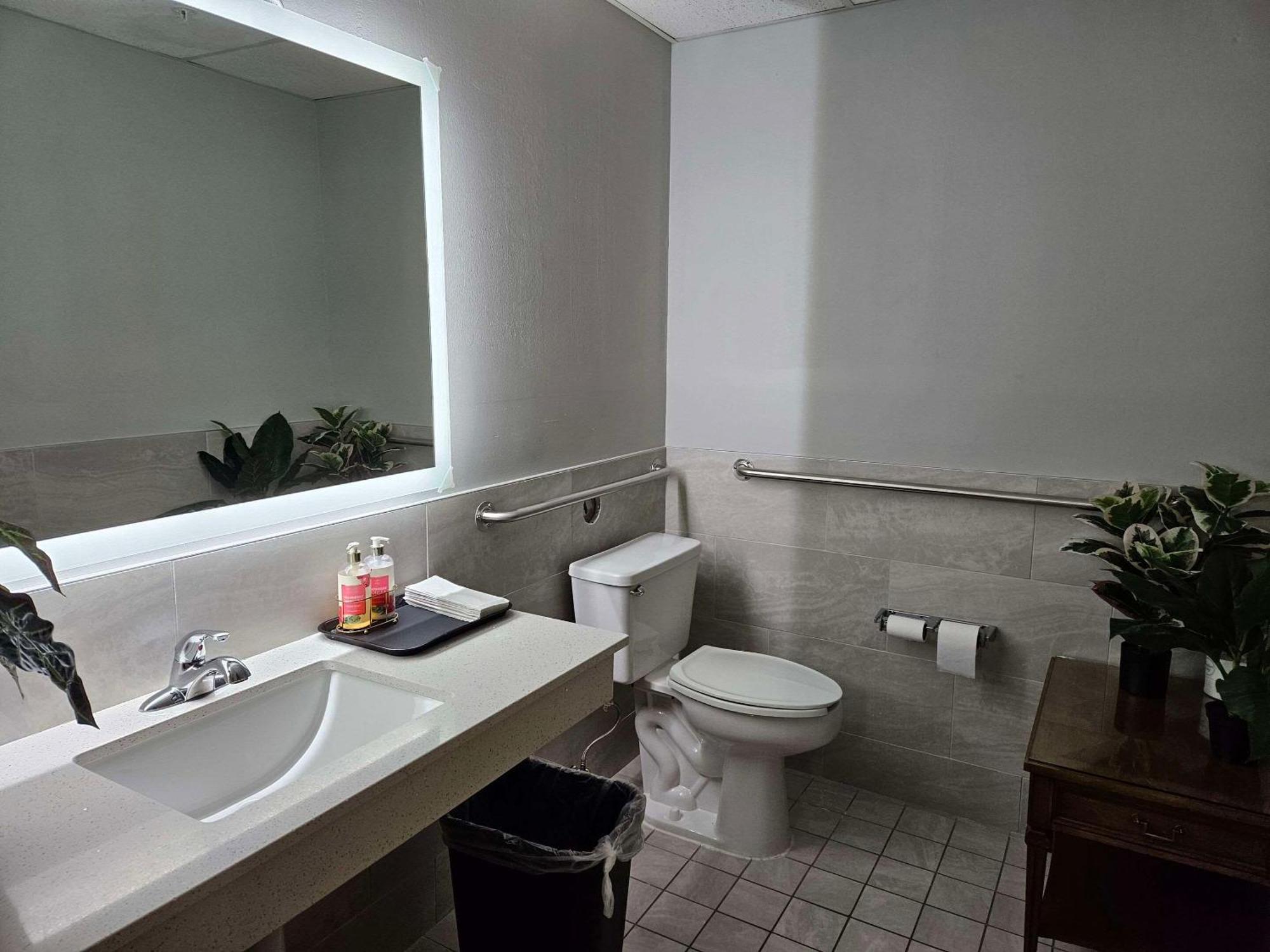 Quality Inn Tulalip - Marysville Ngoại thất bức ảnh